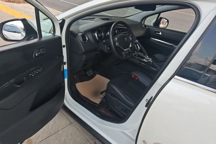 Used Peugeot 3008 2015 1.6THP Automatic Prestige Edition Driver Seat