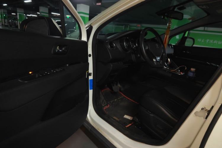 Used Peugeot 3008 2015 1.6THP Automatic Prestige Edition Driver Seat