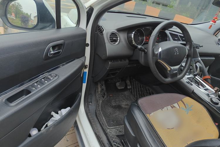 Used Peugeot 3008 2015 1.6THP Automatic Classic Edition Driver Seat