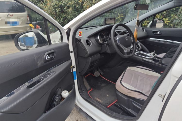 Used Peugeot 3008 2015 2.0L Automatic Classic Edition Driver Seat