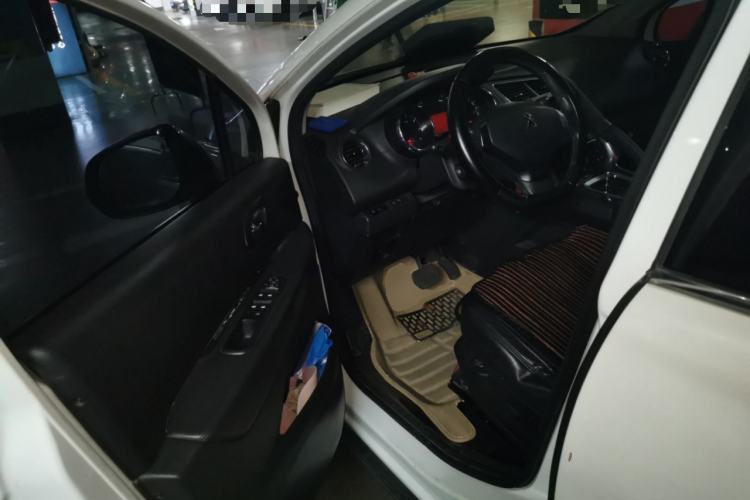 Used Peugeot 3008 2015 2.0L Automatic Trend Edition Driver Seat