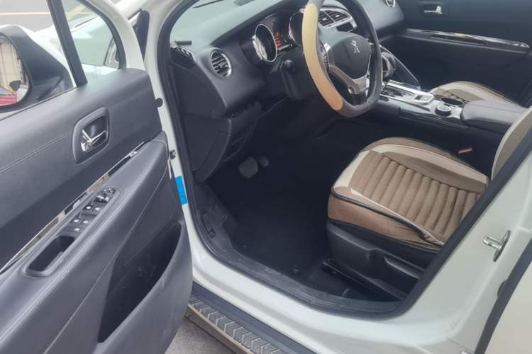 Used Peugeot 3008 2015 1.6THP Automatic Classic Edition Driver Seat