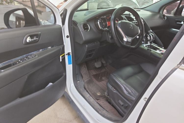 Used Peugeot 3008 2015 1.6THP Automatic Prestige Edition Driver Seat