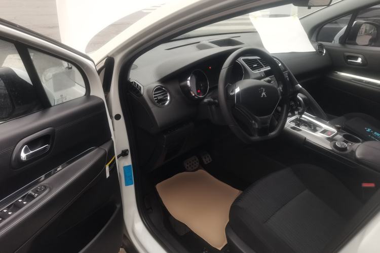 Used Peugeot 3008 2015 1.6THP Automatic Classic Edition Driver Seat