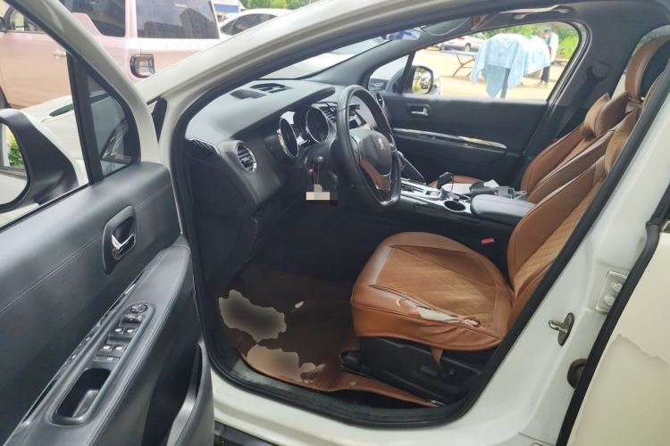 Used Peugeot 3008 2015 2.0L Automatic Trend Edition Driver Seat