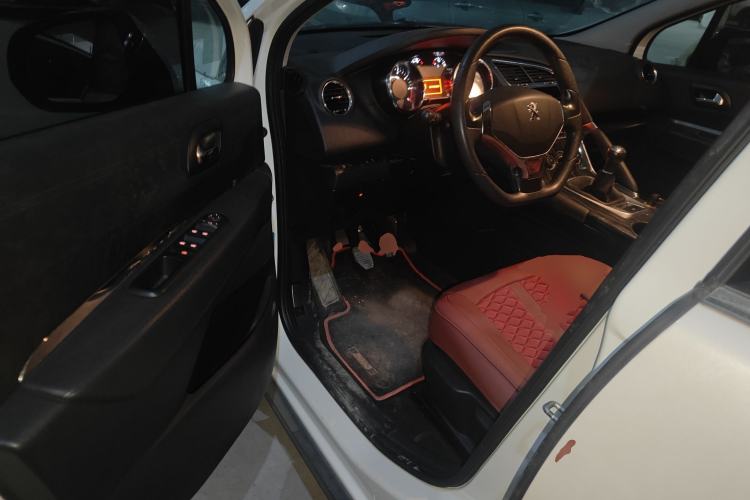 Used Peugeot 3008 2015 2.0L Manual Classic Edition Driver Seat