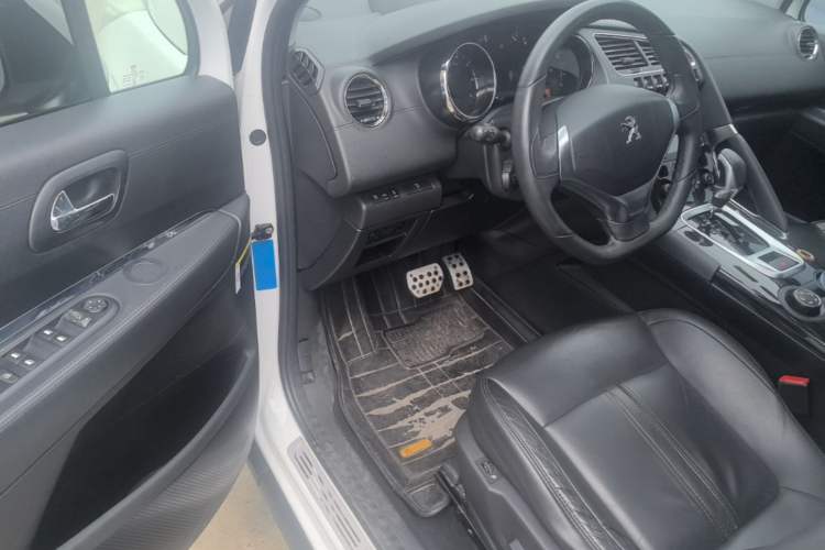 Used Peugeot 3008 2015 1.6THP Automatic Prestige Edition Driver Seat