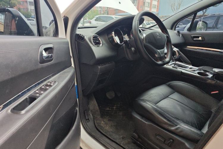 Used Peugeot 3008 2015 2.0L Automatic Trend Edition Driver Seat