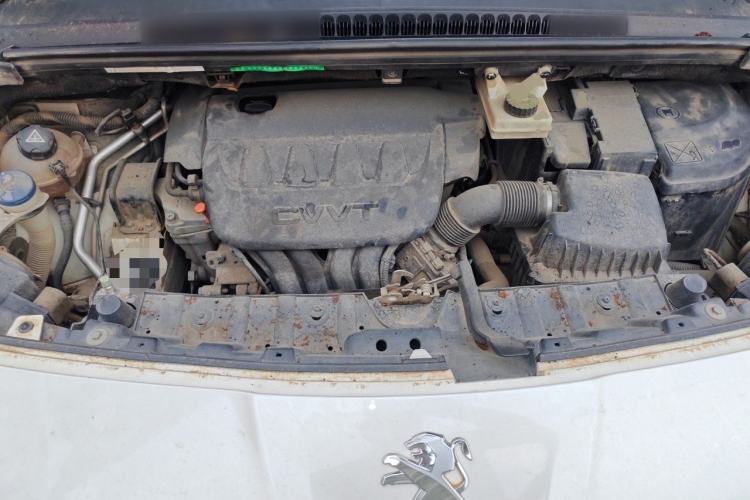 Used Peugeot 3008 2015 2.0L Automatic Classic Edition Engine Bay