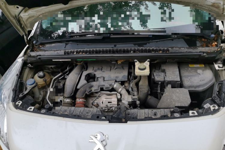 Used Peugeot 3008 2015 1.6THP Automatic Prestige Edition Engine Bay