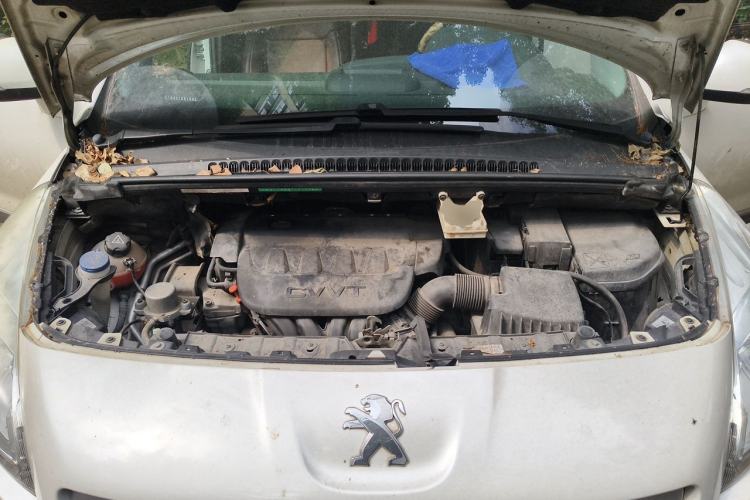 Used Peugeot 3008 2015 2.0L Automatic Classic Edition Engine Bay