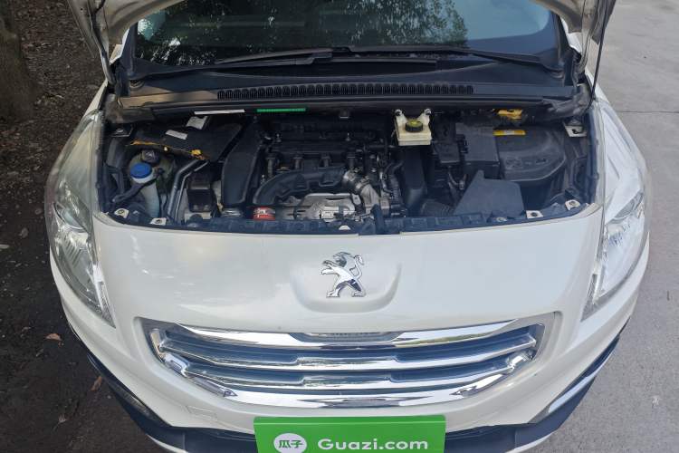 Used Peugeot 3008 2015 1.6THP Automatic Classic Edition Engine Bay