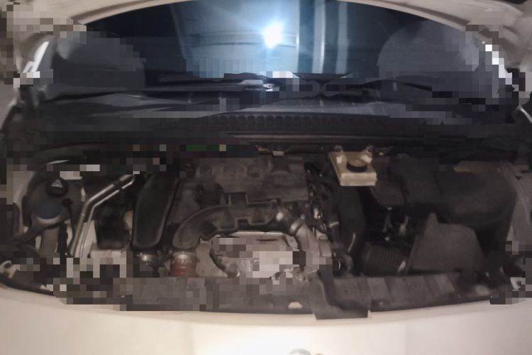 Used Peugeot 3008 2015 1.6THP Automatic Classic Edition Engine Bay