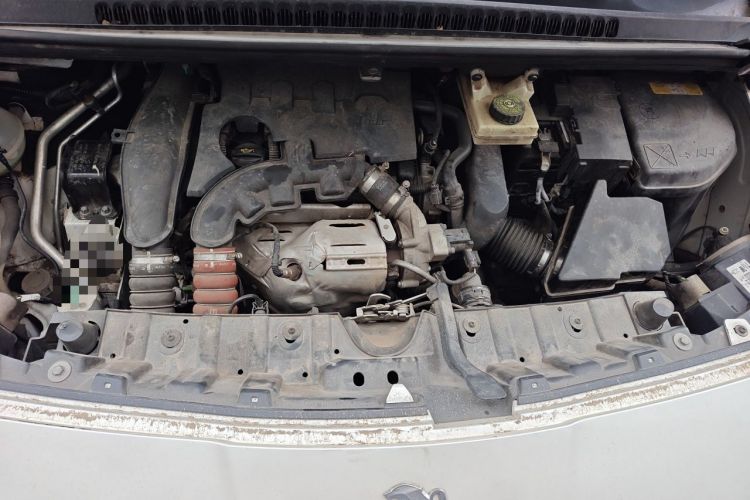 Used Peugeot 3008 2015 1.6THP Automatic Prestige Edition Engine Bay