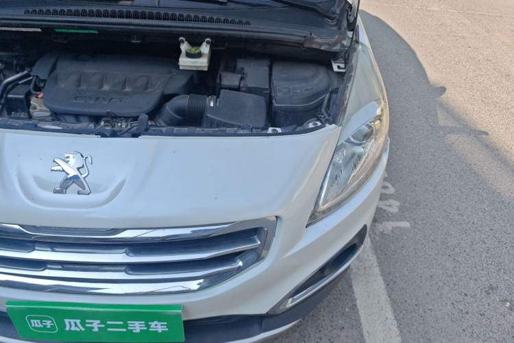 Used Peugeot 3008 2015 2.0L Automatic Classic Edition Engine Bay Left