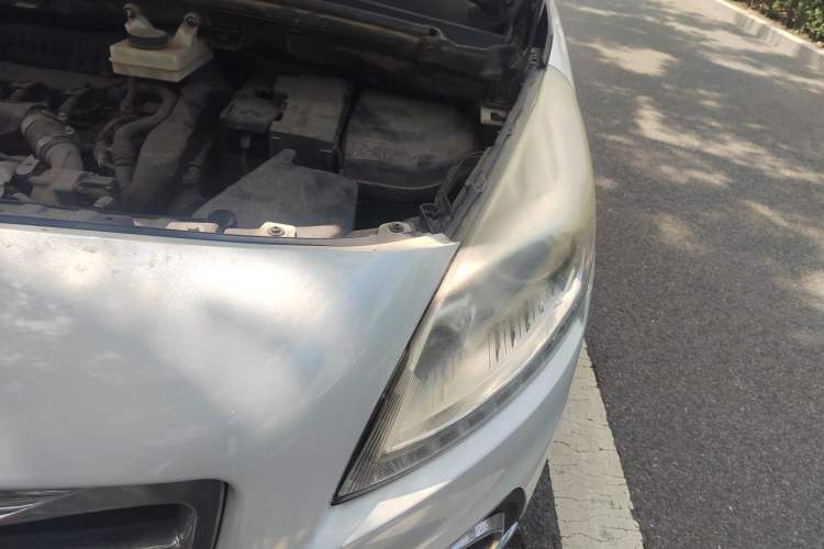 Used Peugeot 3008 2015 1.6THP Automatic Prestige Edition Engine Bay Left