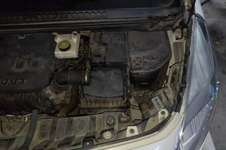 Used Peugeot 3008 2015 2.0L Automatic Classic Edition Engine Bay Left