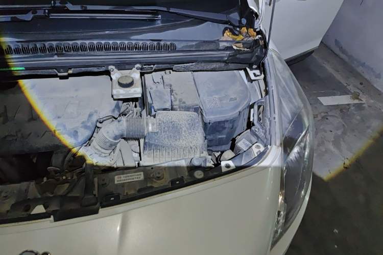Used Peugeot 3008 2015 2.0L Manual Classic Edition Engine Bay Left