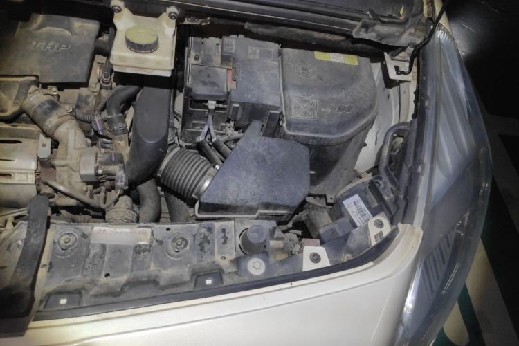 Used Peugeot 3008 2015 1.6THP Automatic Classic Edition Engine Bay Left