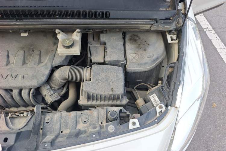 Used Peugeot 3008 2015 2.0L Automatic Classic Edition Engine Bay Left