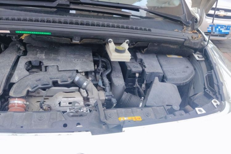Used Peugeot 3008 2015 1.6THP Roland Garros Edition Engine Bay Left