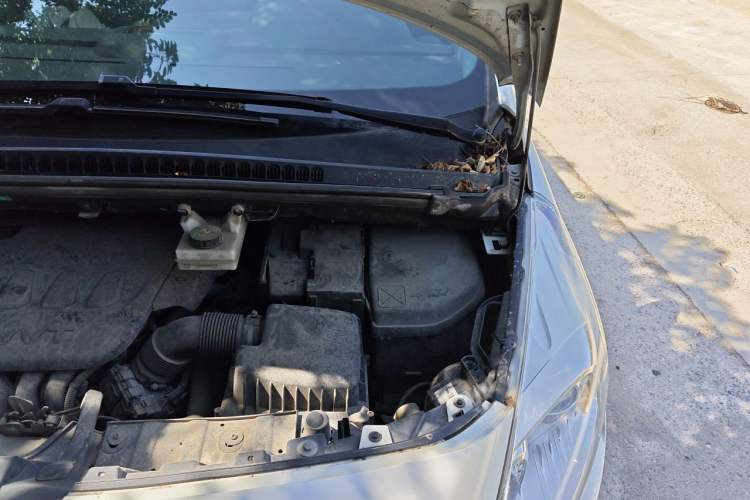 Used Peugeot 3008 2015 2.0L Automatic Trend Edition Engine Bay Left