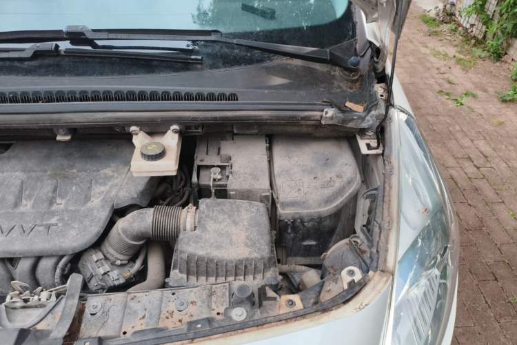Used Peugeot 3008 2015 2.0L Automatic Classic Edition Engine Bay Left