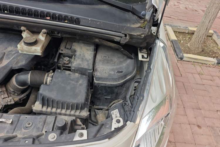 Used Peugeot 3008 2015 2.0L Automatic Trend Edition Engine Bay Left