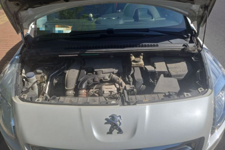 Used Peugeot 3008 2015 1.6THP Automatic Prestige Edition Engine Bay
