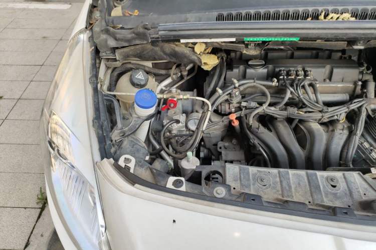 Used Peugeot 3008 2015 2.0L Automatic Classic Edition Engine Bay Right