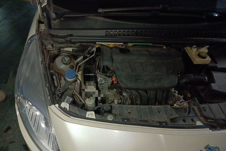 Used Peugeot 3008 2015 2.0L Automatic Trend Edition Engine Bay Right