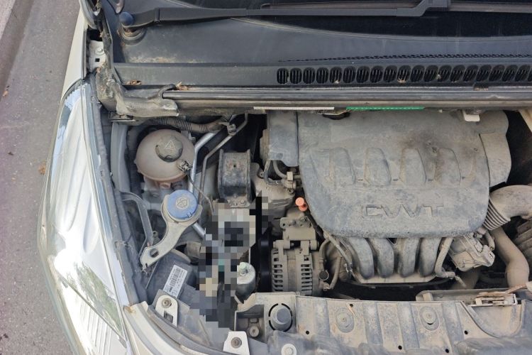 Used Peugeot 3008 2015 2.0L Automatic Classic Edition Engine Bay Right