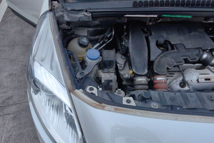 Used Peugeot 3008 2015 1.6THP Automatic Trend Edition Engine Bay Right