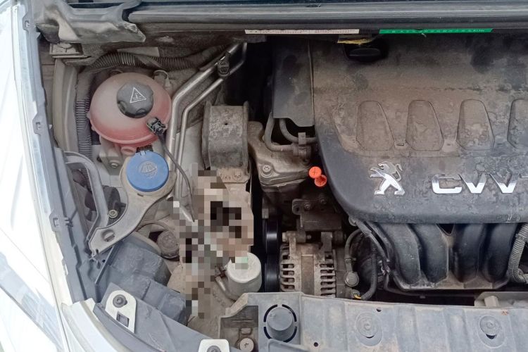 Used Peugeot 3008 2015 2.0L Automatic Classic Edition Engine Bay Right
