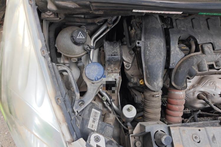 Used Peugeot 3008 2015 1.6THP Automatic Classic Edition Engine Bay Right