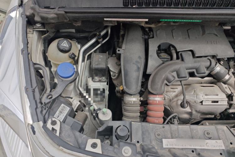 Used Peugeot 3008 2015 1.6THP Automatic Classic Edition Engine Bay Right