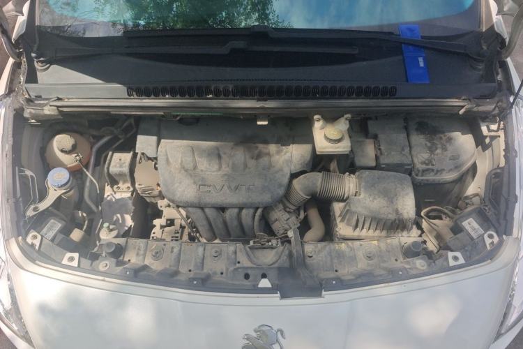 Used Peugeot 3008 2015 2.0L Automatic Classic Edition Engine Bay