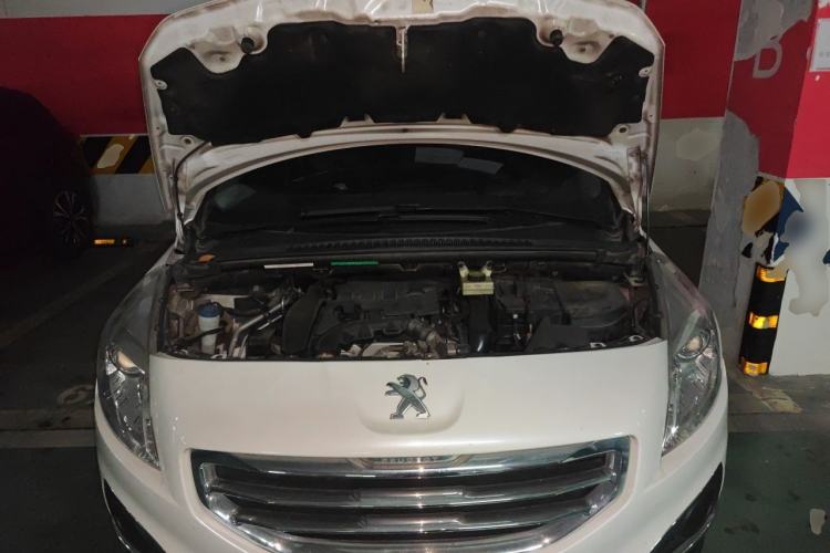 Used Peugeot 3008 2015 1.6THP Automatic Prestige Edition Engine Bay