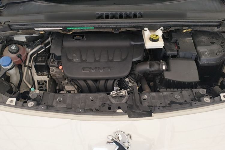 Used Peugeot 3008 2015 2.0L Automatic Trend Edition Engine Bay