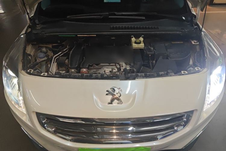 Used Peugeot 3008 2015 1.6THP Automatic Prestige Edition Engine Bay