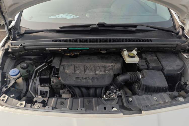 Used Peugeot 3008 2015 2.0L Manual Classic Edition Engine Bay