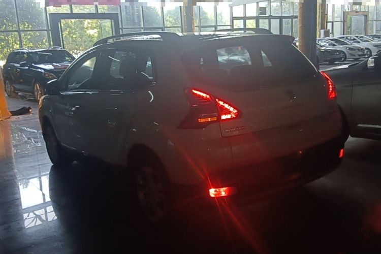 Used Peugeot 3008 2015 2.0L Automatic Classic Edition Exterior 2