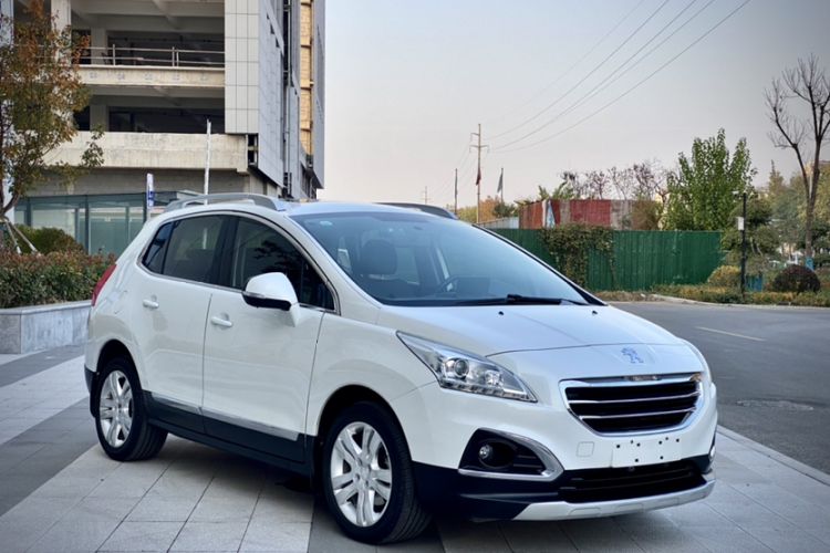 Used Peugeot 3008 2015 2.0L Automatic Trend Edition Exterior 4