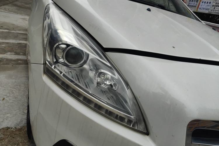 Used Peugeot 3008 2015 1.6THP Automatic Classic Edition Exterior 6