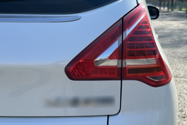 Used Peugeot 3008 2015 1.6THP Automatic Trend Edition Exterior 8