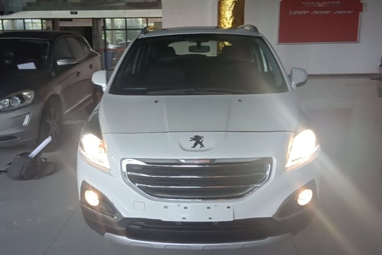 Used Peugeot 3008 2015 2.0L Automatic Classic Edition Front