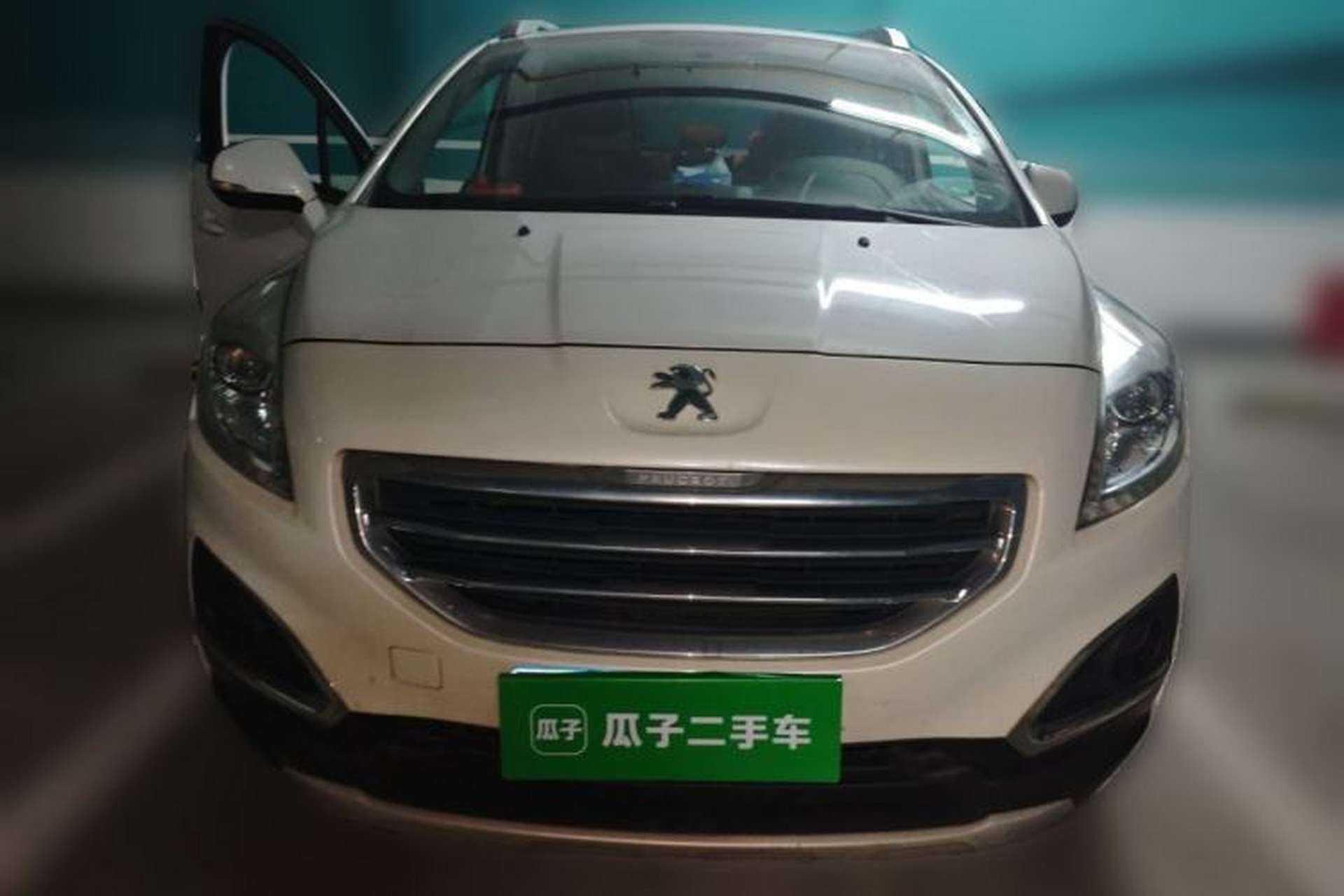 Used Peugeot 3008 2015 2.0L Automatic Classic Edition Front