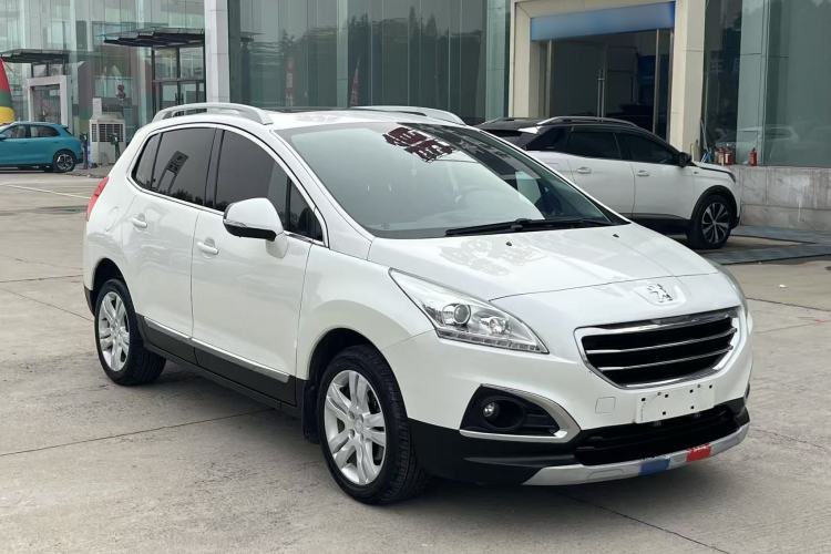 Used Peugeot 3008 2015 2.0L Manual Classic Edition Front Right 45 Deg