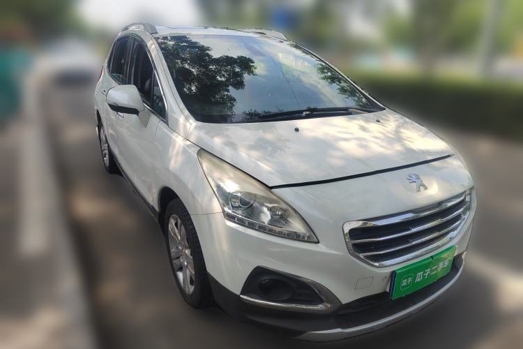 Used Peugeot 3008 2015 1.6THP Automatic Prestige Edition Front Right 45 Deg