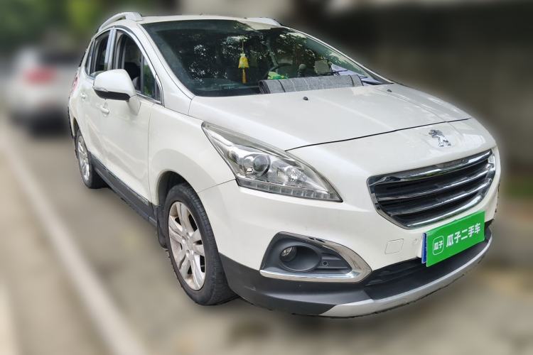 Used Peugeot 3008 2015 1.6THP Automatic Prestige Edition Front Right 45 Deg